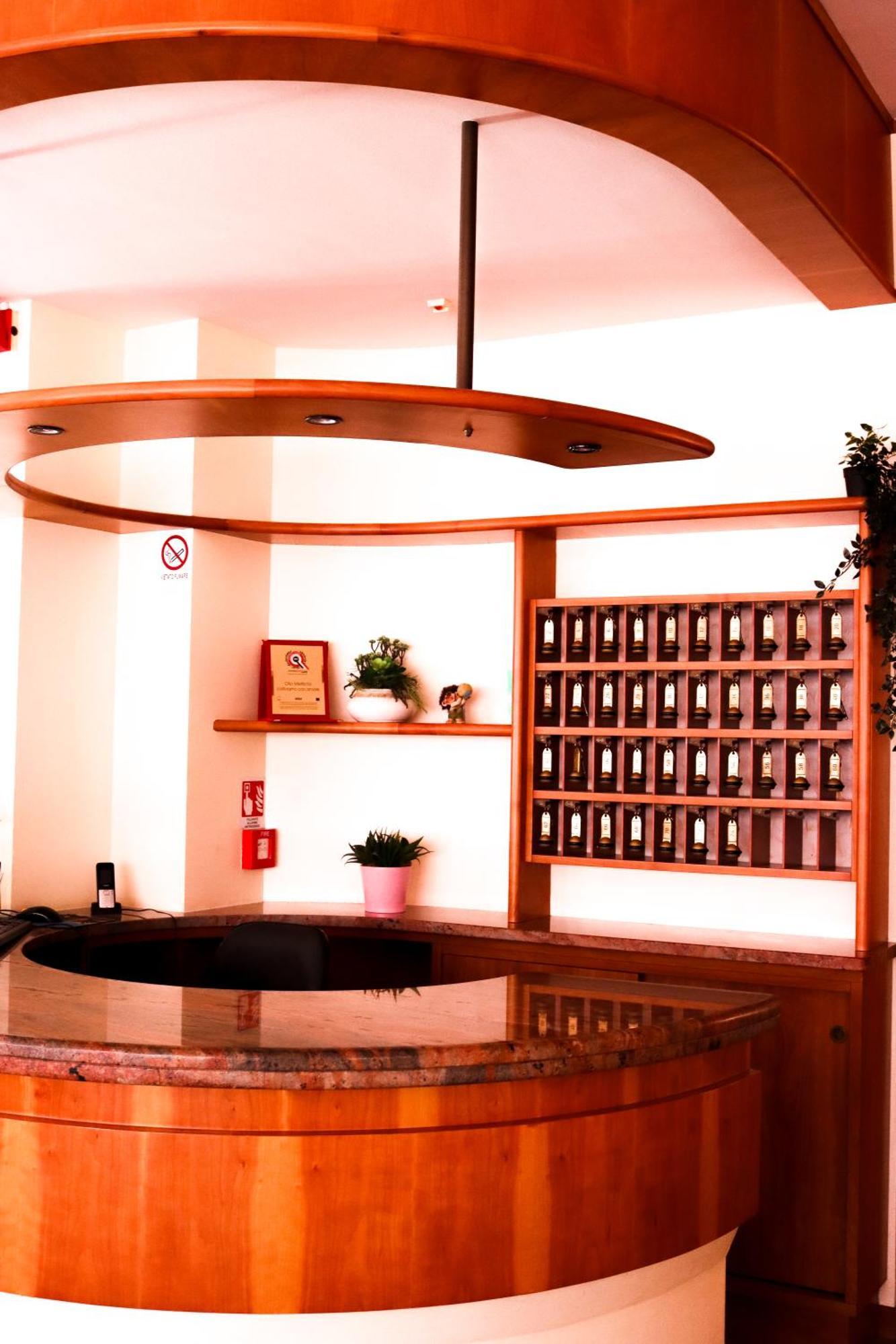 Paglierani Hotel