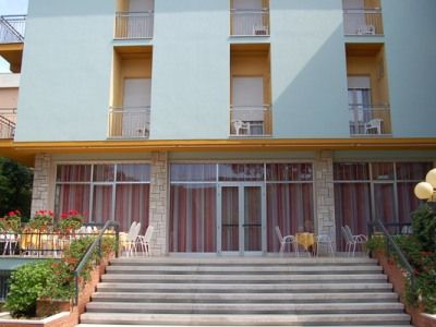 Paglierani Hotel 3*