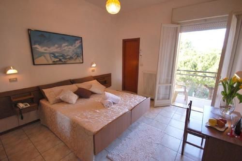 Paglierani 3*